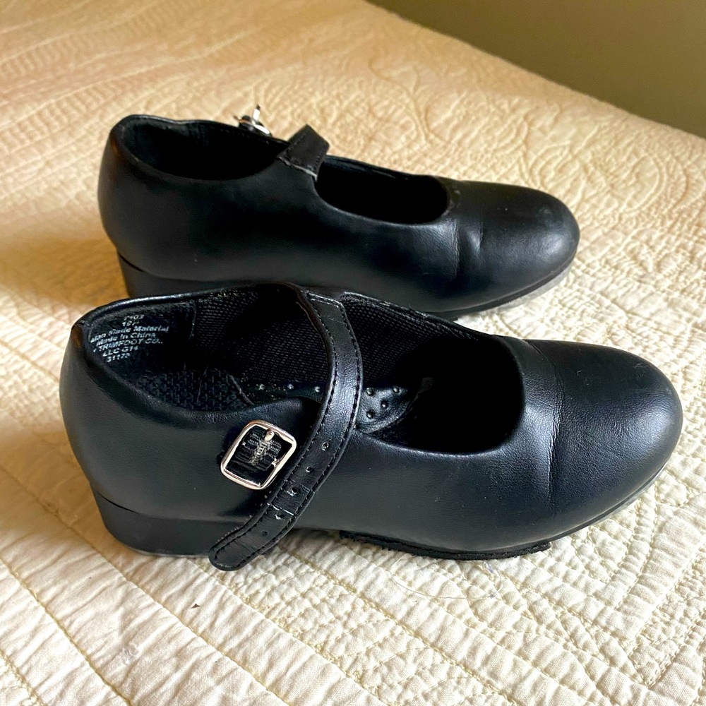 Dance Class Kids Tap Shoes Size 10.5